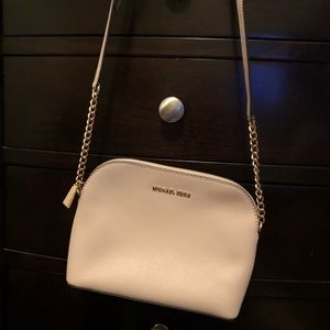 Micheal Kors crossbody